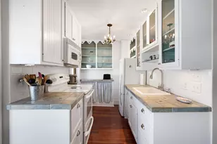 176 Commercial St, Provincetown, MA 02657 - Photo 18