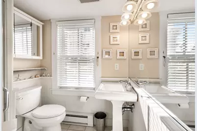 176 Commercial Street #U2, Provincetown, MA 02657 - Photo 20