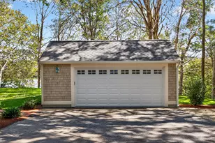 131 Timberlane Dr, Mashpee, MA 02649 - Photo 8