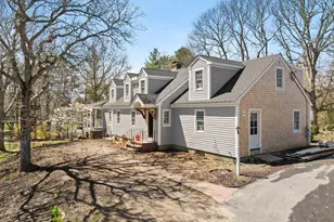 129 Driftwood Ln, Yarmouth, MA 02664 - Photo 4