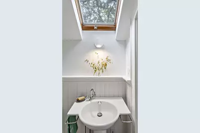 34 Washington Avenue, Bourne, MA 02532 - Photo 16