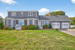 214 Menauhant Rd, Falmouth, MA 02540 - Photo 2