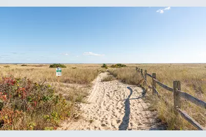 21 Dewey Avenue #UNIT 4, Provincetown, MA 02657 - Photo 46
