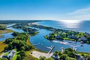 627 S Main St, Barnstable, MA 02632 - Photo 26