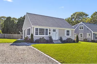 7 Montauk Street, Falmouth, MA 02536 - Photo 1