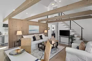 7 Montauk St, Falmouth, MA 02536 - Photo 12