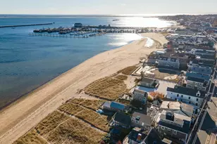 405 Commercial St, Provincetown, MA 02657 - Photo 32