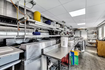 317 Commercial Street, Provincetown, MA 02657 - Photo 58