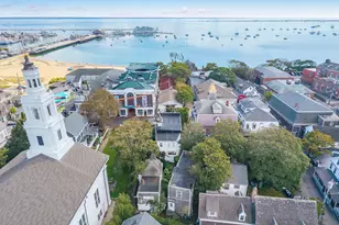 234 Commercial St, Provincetown, MA 02657 - Photo 2