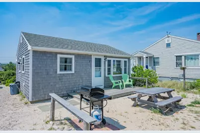 203 N Shore Boulevard #UNIT D, Sandwich, MA 02537 - Photo 2