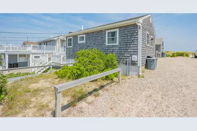 203 N Shore Boulevard #UNIT D, Sandwich, MA 02537 - Photo 4