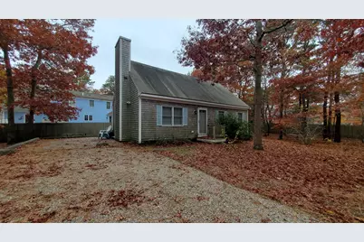 4 Debbie Lane, Mashpee, MA 02649 - Photo 2