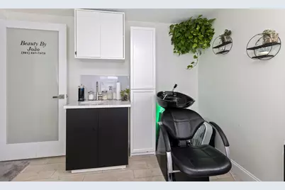 712 Main Street, Barnstable, MA 02601 - Photo 52