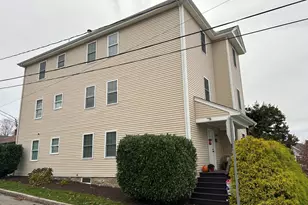 131 Stewart St, Fall River, MA 02720 - Photo 14