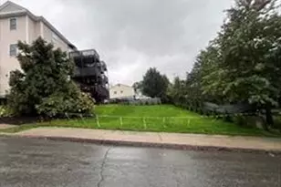 131 Stewart St, Fall River, MA 02720 - Photo 12