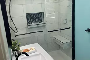 131 Stewart St, Fall River, MA 02720 - Photo 8