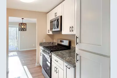 225 Southwest Meadows #UNIT 225, Falmouth, MA 02536 - Photo 8