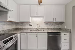 130 Old Barnstable Rd, Falmouth, MA 02536 - Photo 10