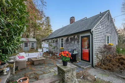 129 Hamlin Avenue, Falmouth, MA 02540 - Photo 28