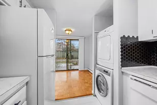 855 S W Main St, Barnstable, MA 02601 - Photo 16