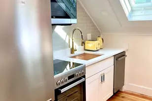 54 Commercial St, Provincetown, MA 02657 - Photo 8