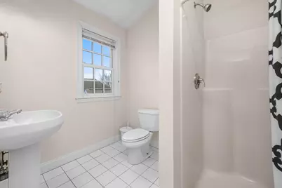 615 Main Street #UNIT 3, Barnstable, MA 02601 - Photo 12