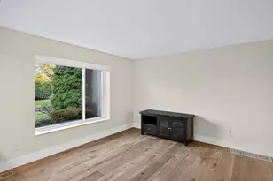 481 Buck Island Rd, Yarmouth, MA 02673 - Photo 4