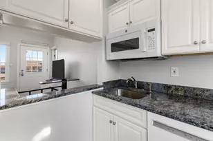 45 Commercial St, Provincetown, MA 02657 - Photo 8