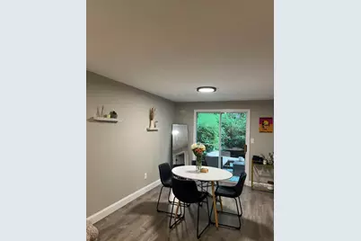 135 W Main Street #APT 26, Barnstable, MA 02601 - Photo 6