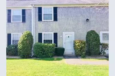 135 W Main Street #APT 26, Barnstable, MA 02601 - Photo 1