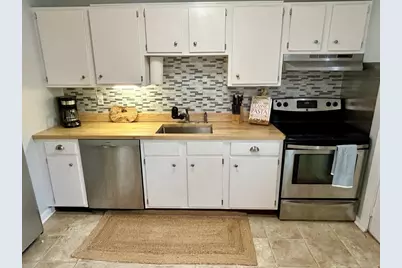 300 Falmouth Road #APT 6B, Mashpee, MA 02649 - Photo 2