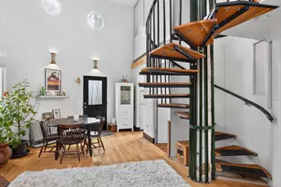 19 Old Bridge Rd, Truro, MA 02666 - Photo 4