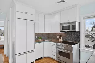 333 Commercial St, Provincetown, MA 02657 - Photo 22