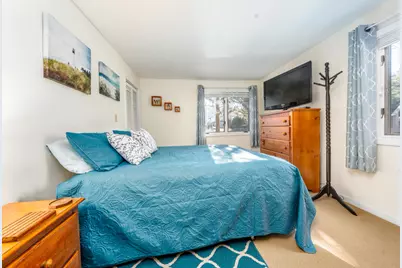 39 Blossom Avenue #APT 4, Barnstable, MA 02655 - Photo 18