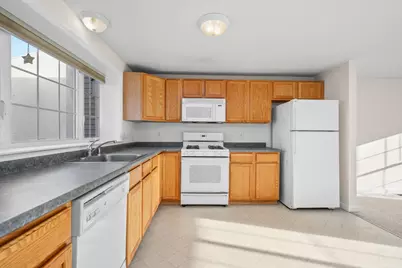2697 Cranberry Highway #APT 21, Wareham, MA 02571 - Photo 6