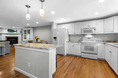 37 Carlson Lane #UNIT 12, Falmouth, MA 02540 - Photo 16