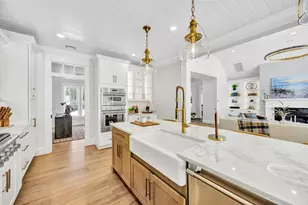 22 Country Clb Ln, Mashpee, MA 02649 - Photo 10