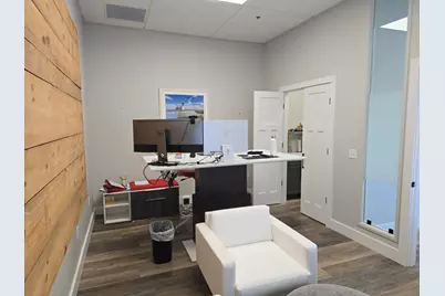 68 Center Street #STE 17, Barnstable, MA 02601 - Photo 10