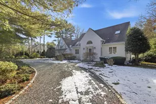 34 Marla Ln, Falmouth, MA 02536 - Photo 4