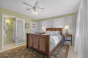 125 Sea St, Barnstable, MA 02601 - Photo 32