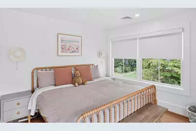 8 Bridge Street, Falmouth, MA 02536 - Photo 32