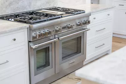 8 Bridge Street, Falmouth, MA 02536 - Photo 10