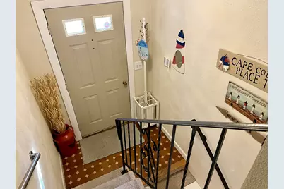 19 Maine Avenue, Yarmouth, MA 02673 - Photo 12