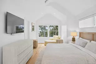 8 Bridge St, Falmouth, MA 02536 - Photo 28