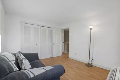 135 W Main Street #APT 7, Barnstable, MA 02601 - Photo 18