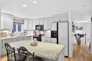 1 Par 3 Ct, Mashpee, MA 02649 - Photo 8