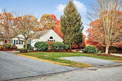 1 Par 3 Court #UNIT 1, Mashpee, MA 02649 - Photo 2