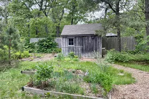 12 Park Ave, Tisbury, MA 02568 - Photo 2