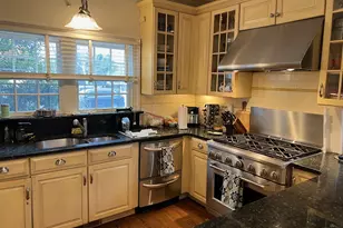 308 Old Main St, Yarmouth, MA 02664 - Photo 16