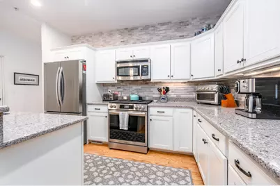 17 Twin Oaks Drive #UNIT 17, Mashpee, MA 02649 - Photo 4